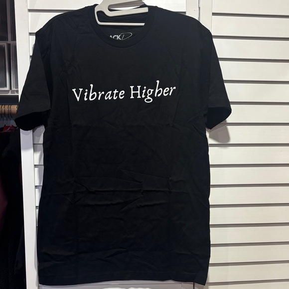 Tops - Vibrate Higher Tee